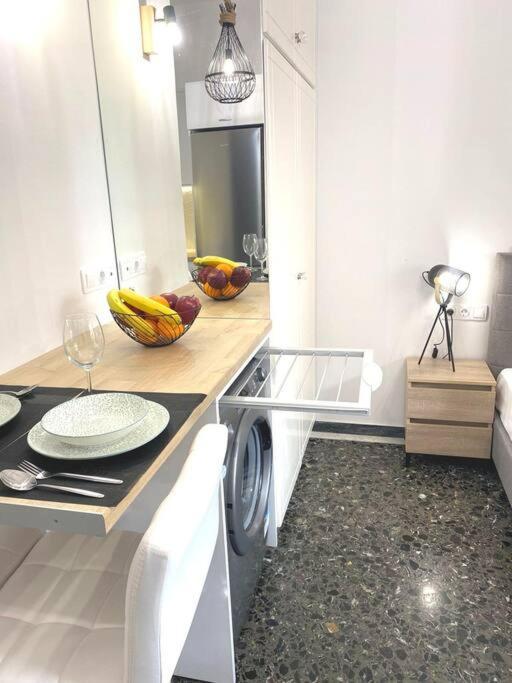 Artzy Petit Apartment Close To The Center Heraklion Exterior foto